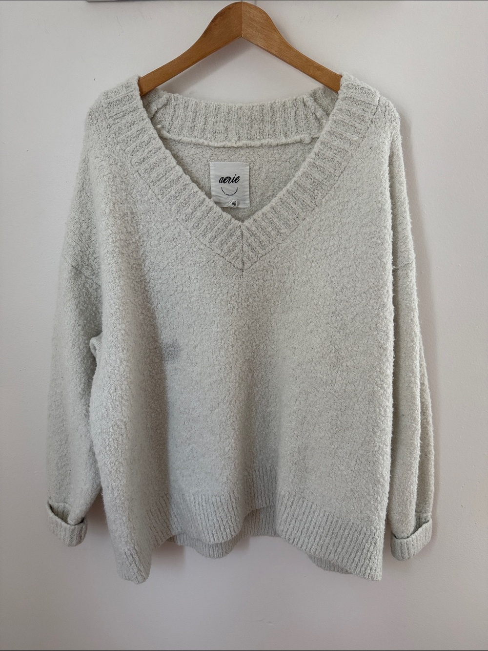 Aerie Teddy Boucle Cozy Oversized V Neck Sweater light Gray XL